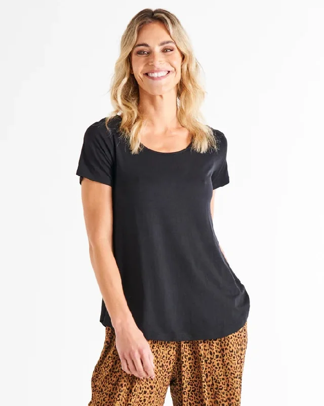 Betty Basics Holland Tee