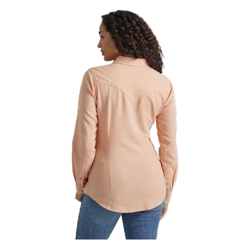 112347182 Wrangler Women's Retro® Long Sleeve Solid Peach Snap Shirt