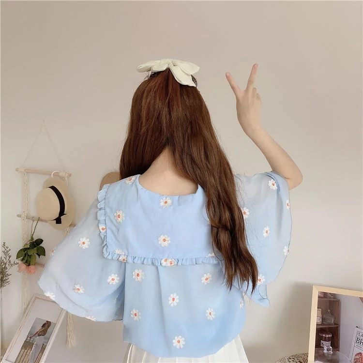 Women's Cute Peter Pan Collar Floral Chiffon Shirts