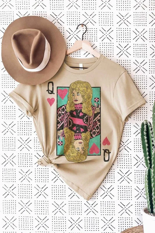 DOLLY QUEEN OF HEARTS GRAPHIC T-SHIRT