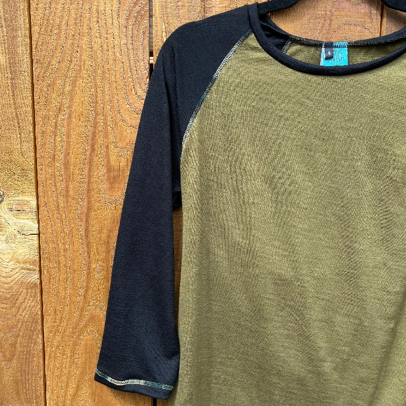 Merino Wool Chickadee Shirt